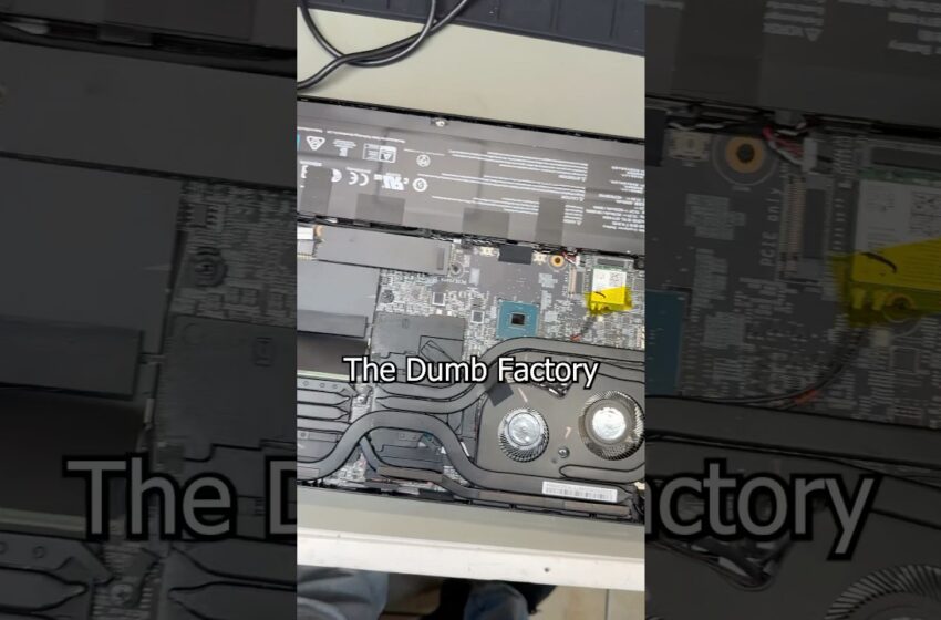  $2000 MSI Gaming Laptop is Rigged to FAIL #tech #pc #technology #shorts
